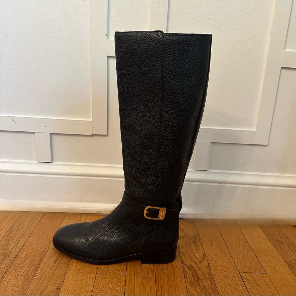 Tory Burch Almost Brand New  Leather Riding Boots.